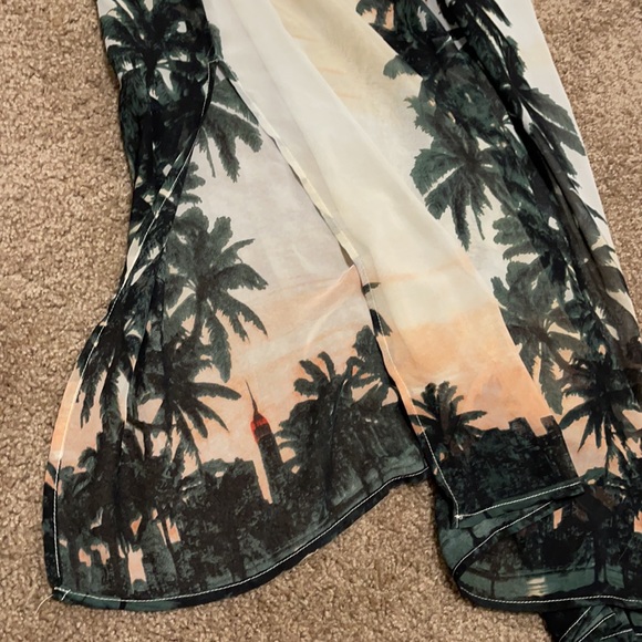 Wild Sleeveless Dress - Picture 8 of 9